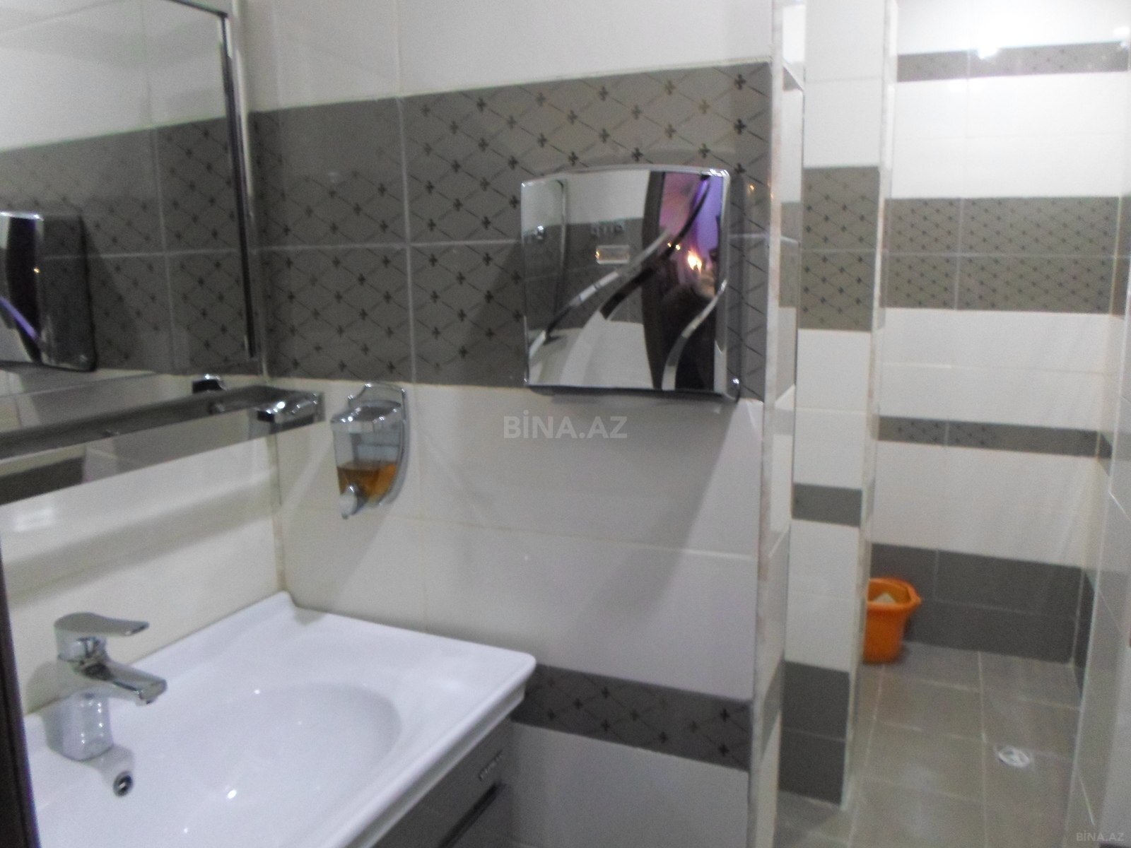 5 otaqlı Ofis, Azadlıq Prospekti m., Bakı