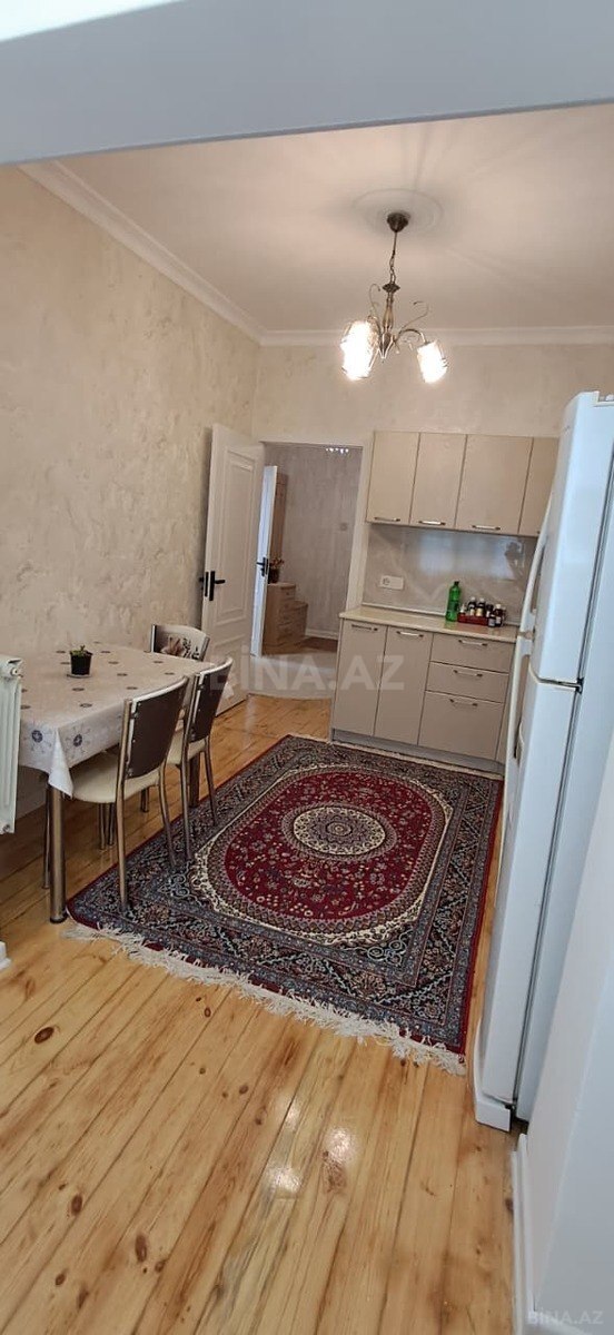 2 otaqlı Köhnə tikili, Azadlıq Prospekti m., Bakı