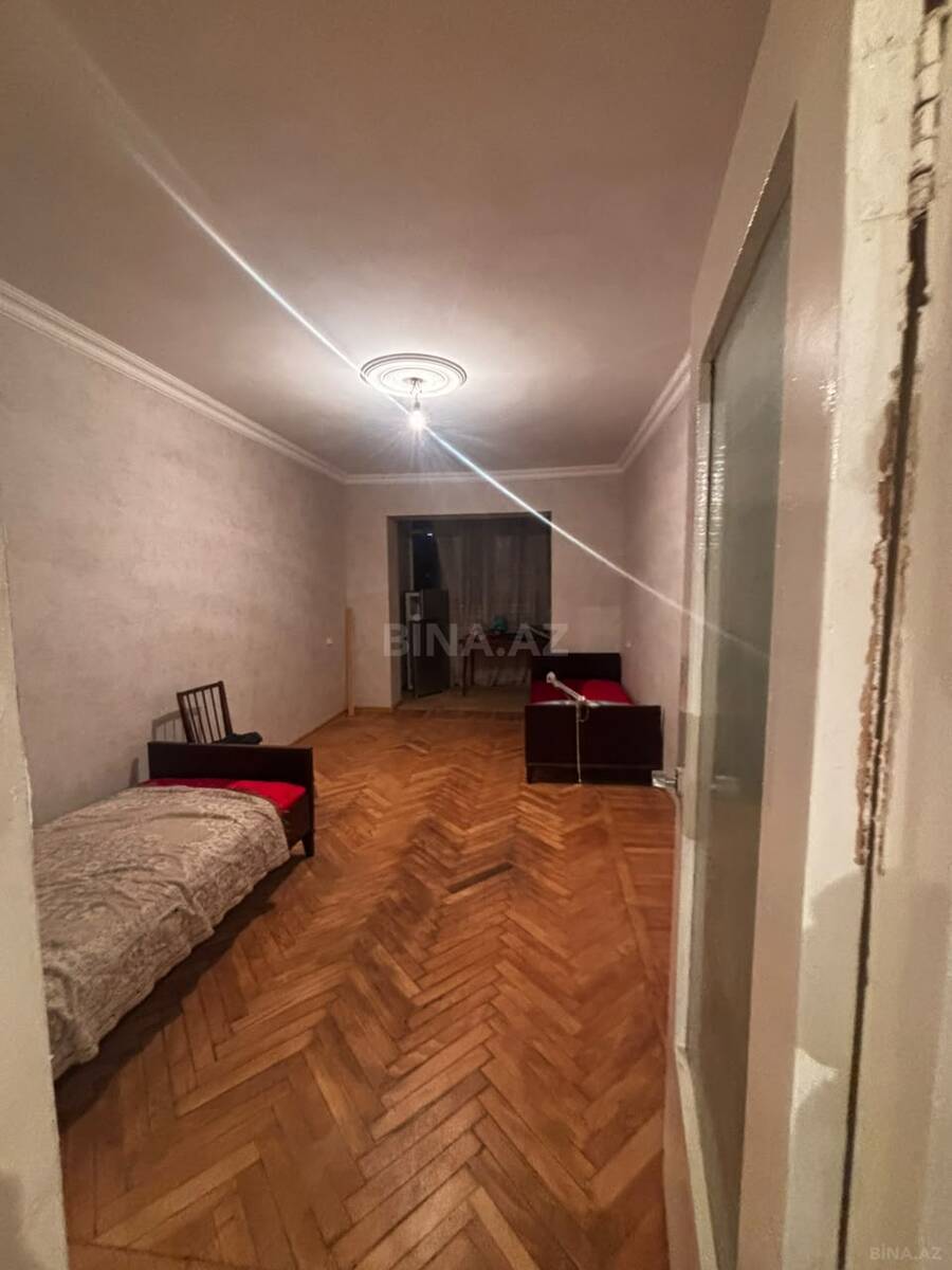 2 otaqlı Köhnə tikili, 28 May m., Bakı