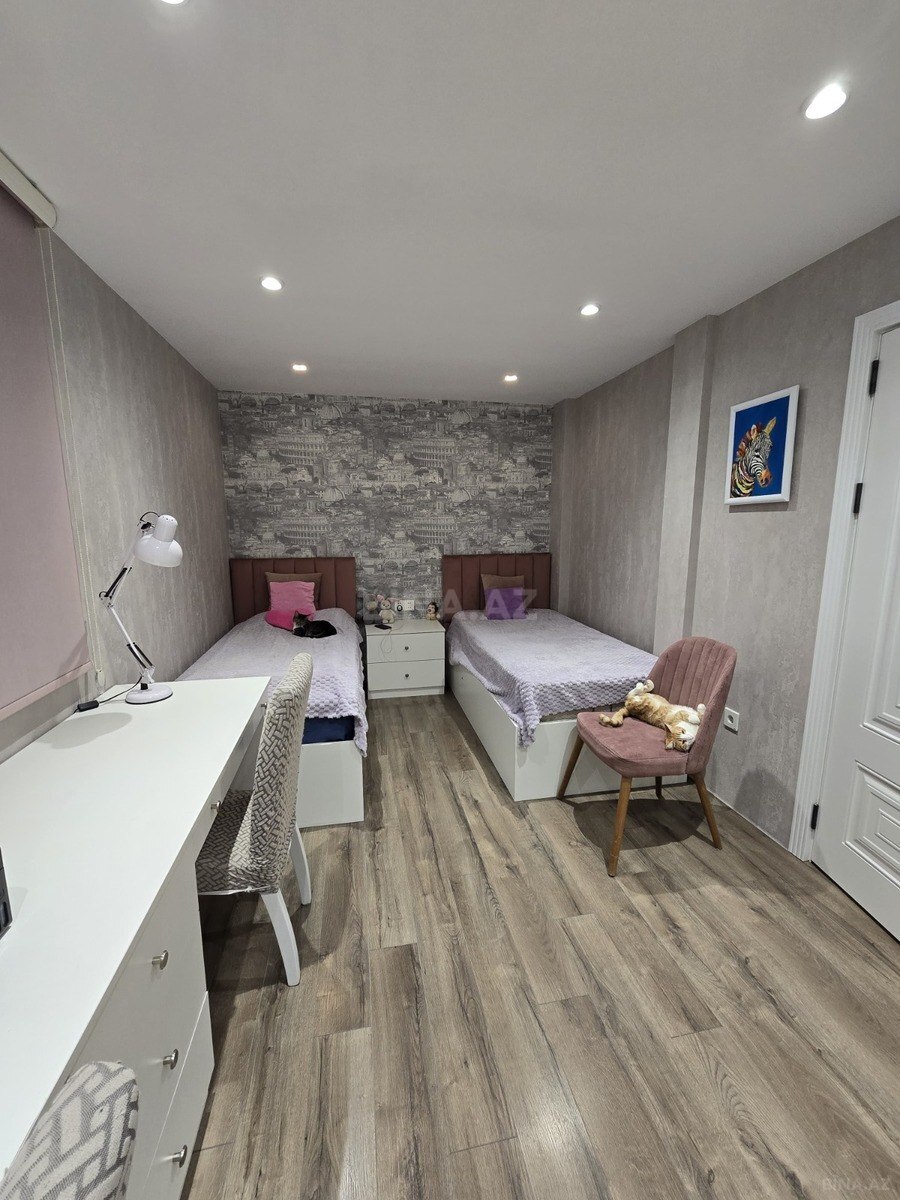 3 otaqlı Köhnə tikili, İnşaatçılar m., Bakı