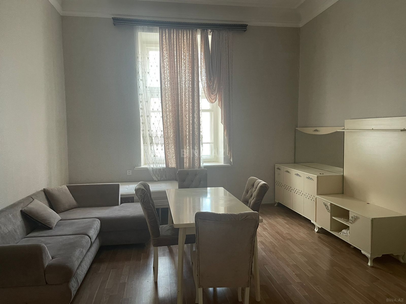 2 otaqlı Köhnə tikili, Nəsimi r., Bakı