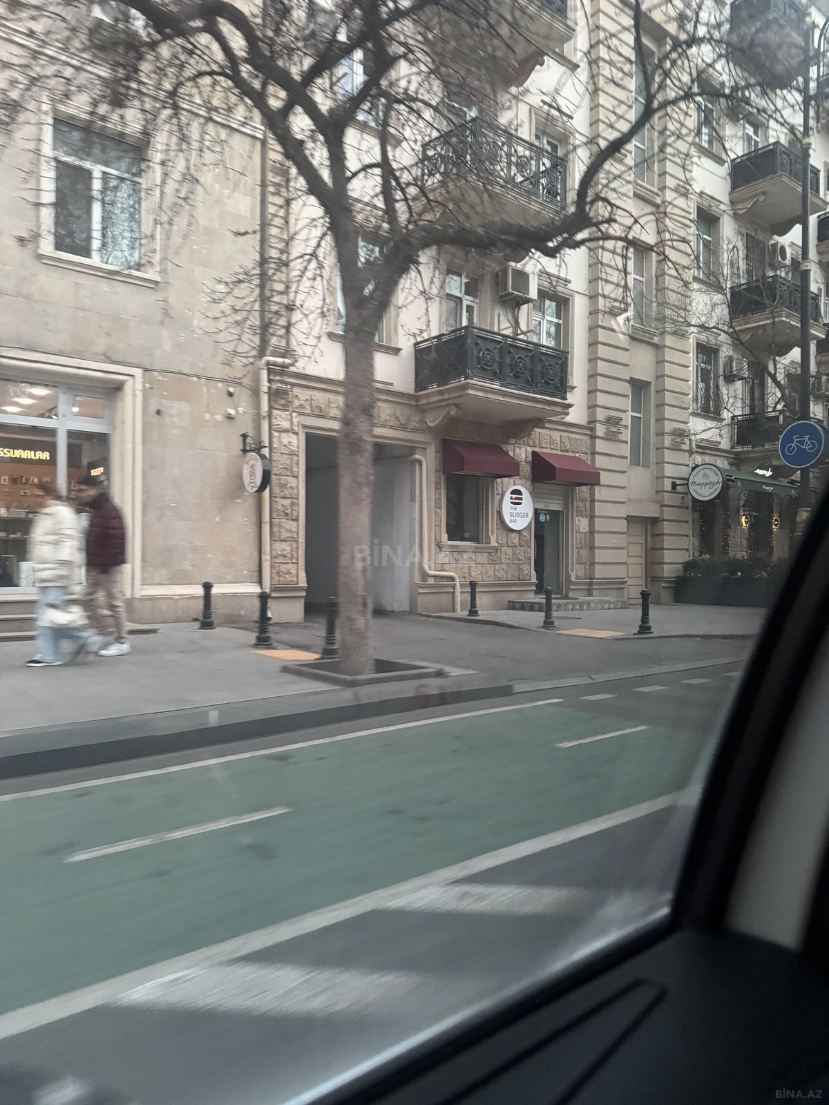 3 otaqlı Köhnə tikili, 28 May m., Bakı