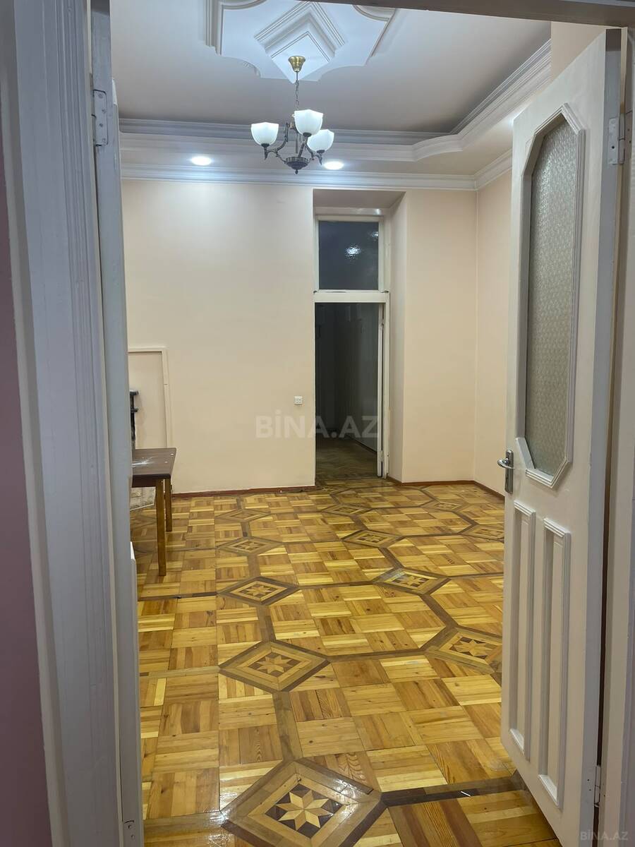 3 otaqlı Köhnə tikili, Nəsimi r., Bakı