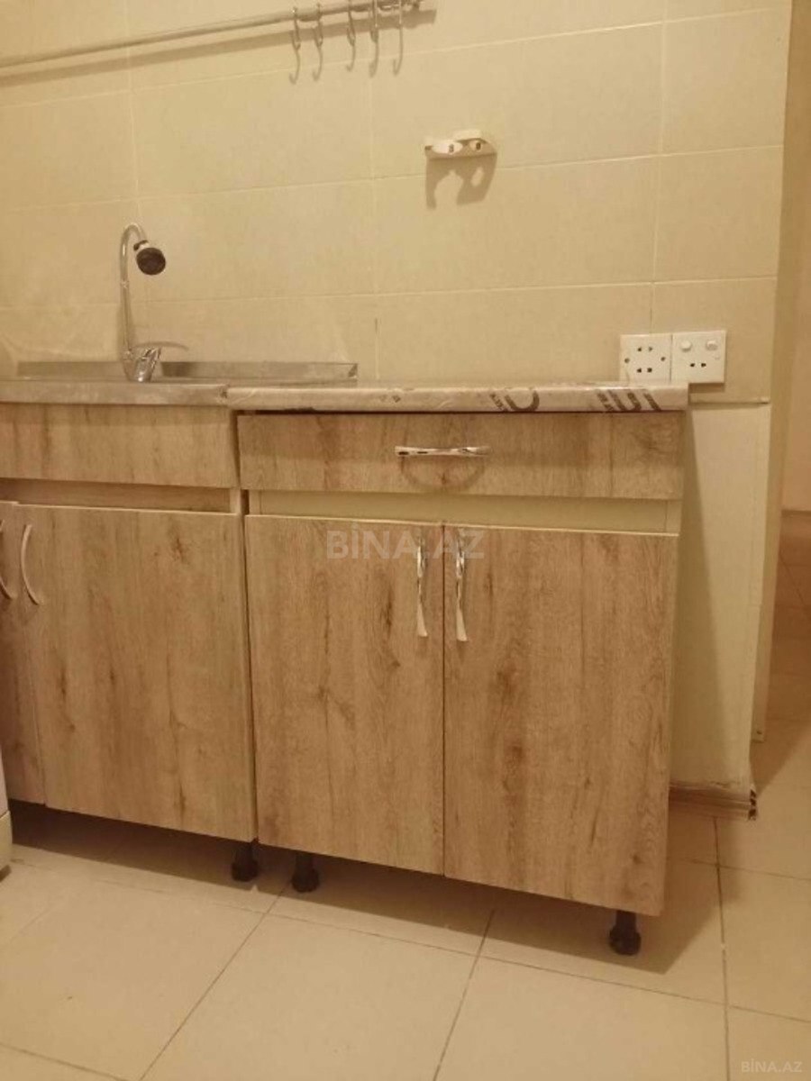 1 otaqlı Köhnə tikili, Bakıxanov q., Bakı