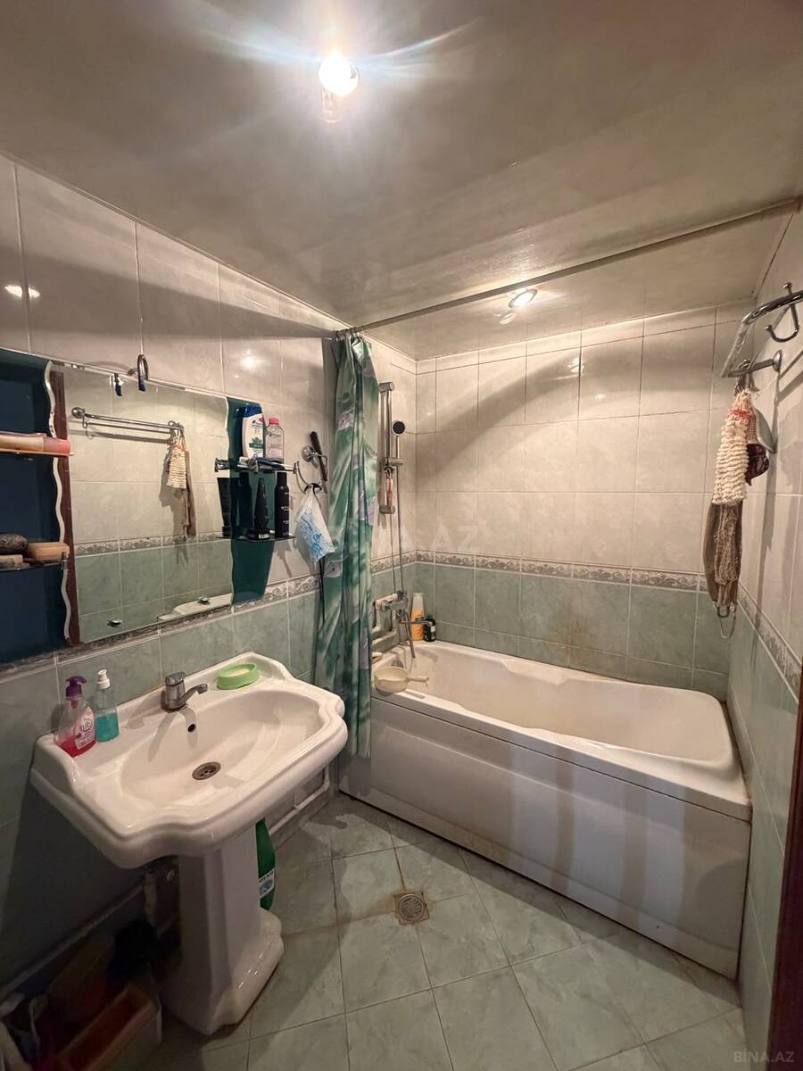 3 otaqlı Köhnə tikili, Gənclik m., Bakı