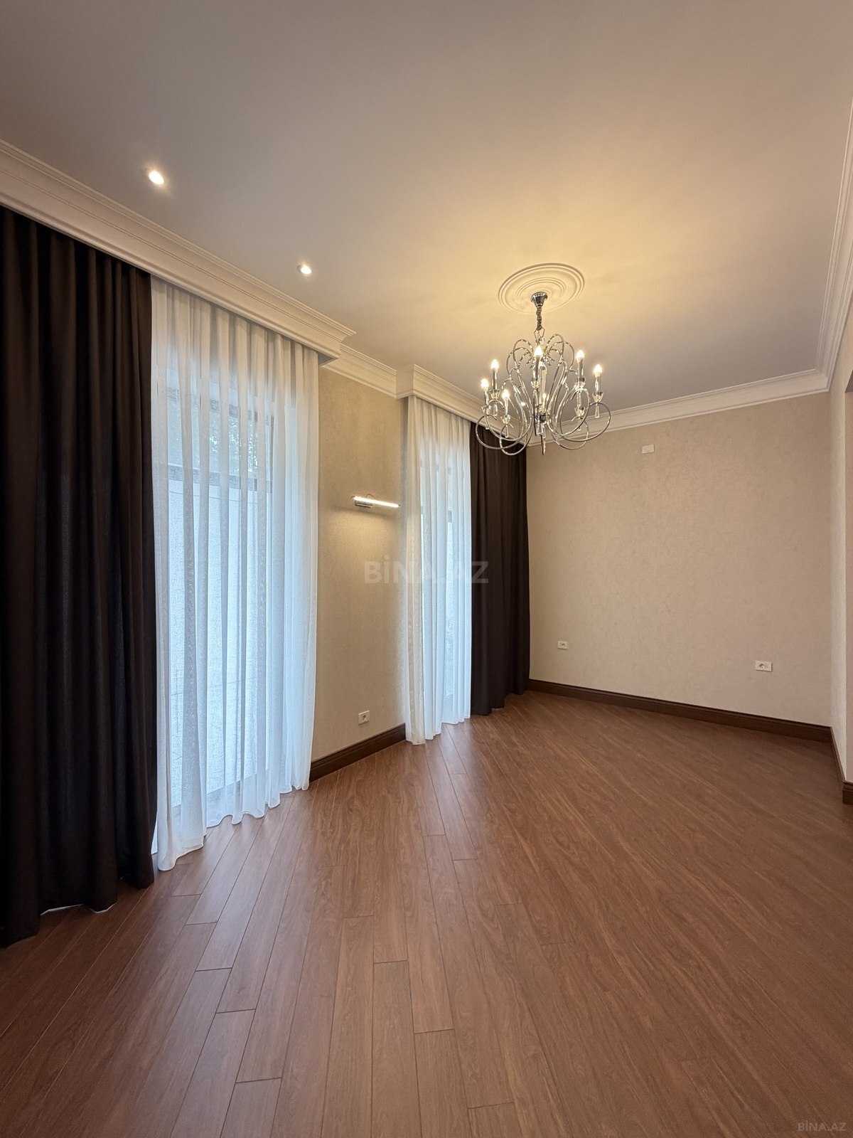 6 otaqlı Həyət evi/Bağ evi, Mərdəkan q., Bakı