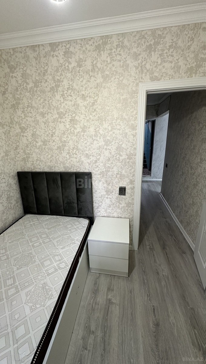 2 otaqlı Köhnə tikili, Neftçilər m., Bakı