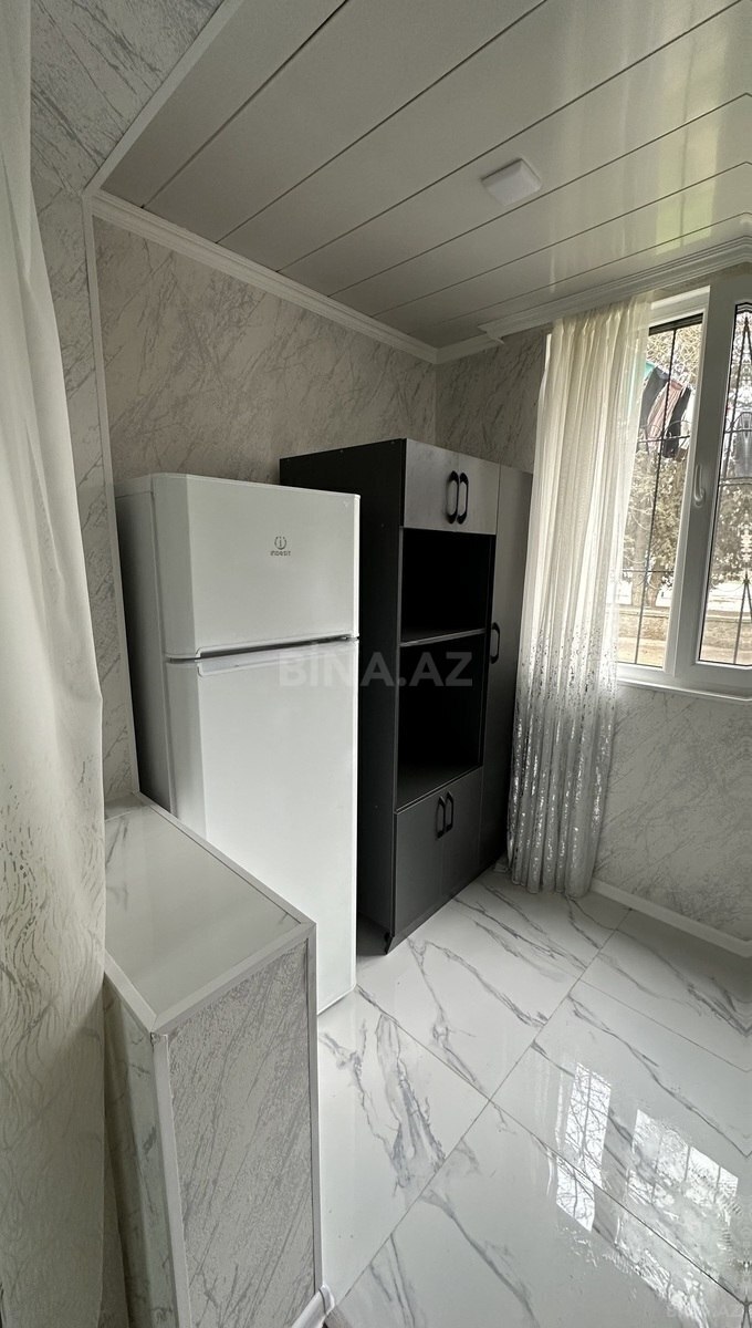 2 otaqlı Köhnə tikili, Neftçilər m., Bakı