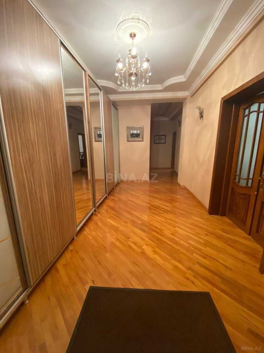 2 otaqlı Yeni tikili, Şah İsmayıl Xətai m., Bakı