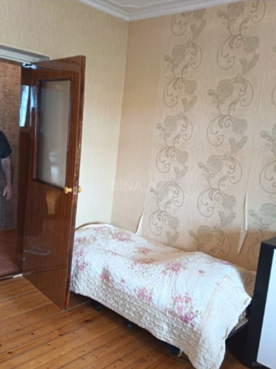 3 otaqlı Köhnə tikili, Əmircan q., Bakı