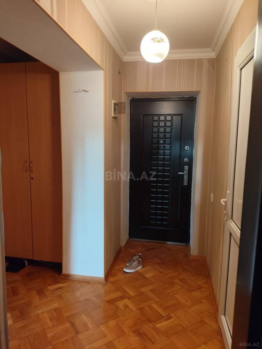 2 otaqlı Köhnə tikili, Elmlər Akademiyası m., Bakı