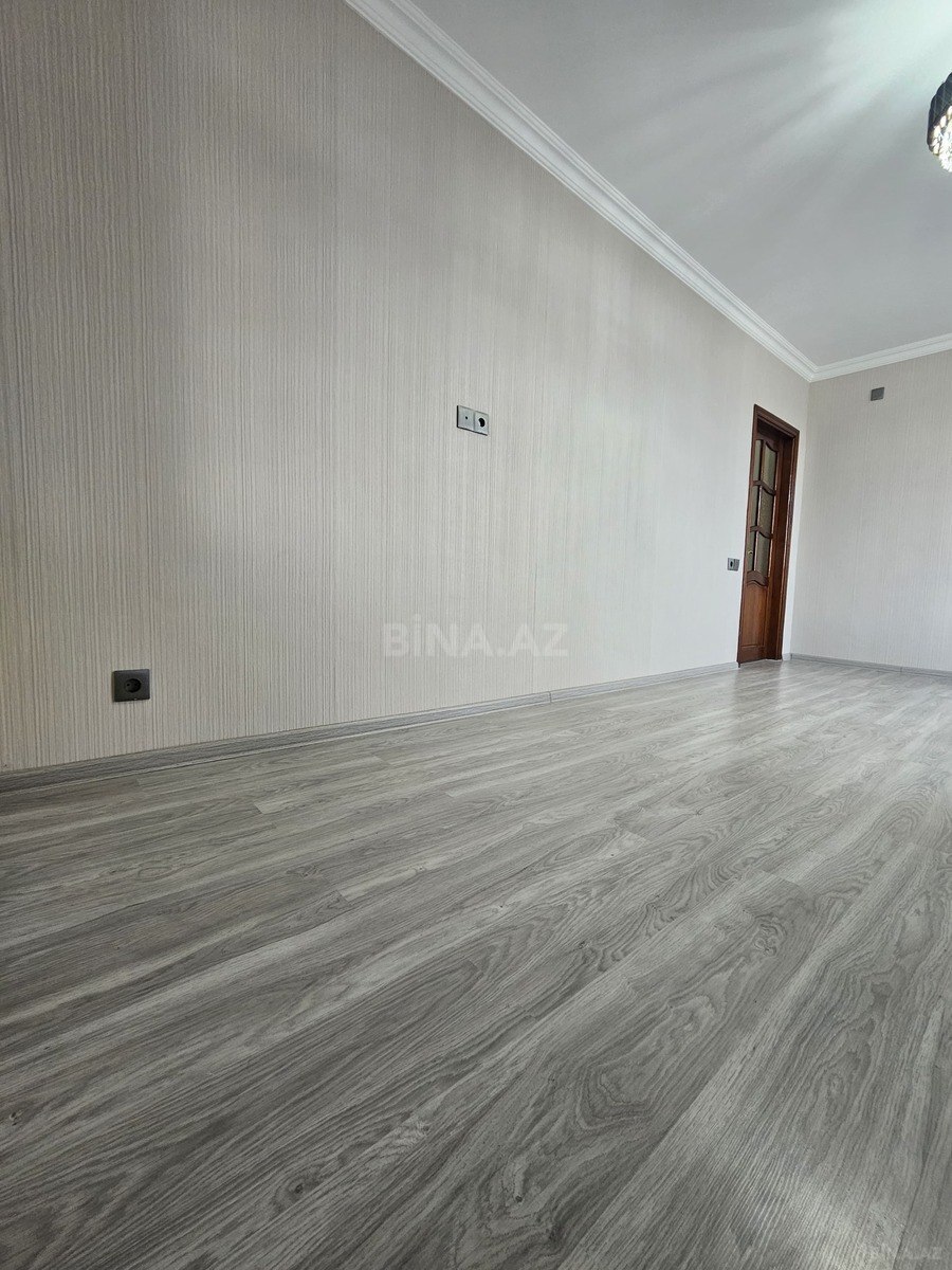 2 otaqlı Köhnə tikili, Neftçilər m., Bakı