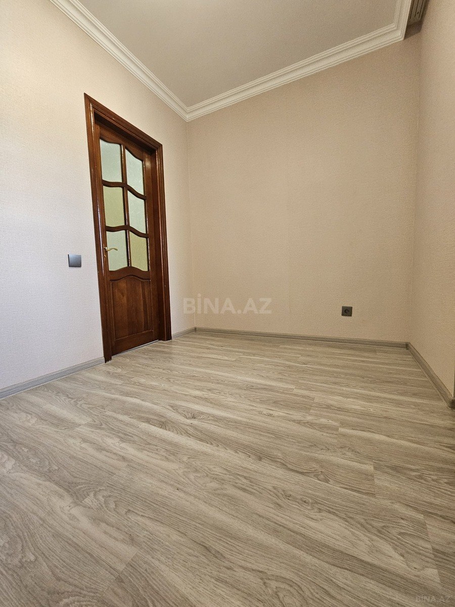 2 otaqlı Köhnə tikili, Neftçilər m., Bakı
