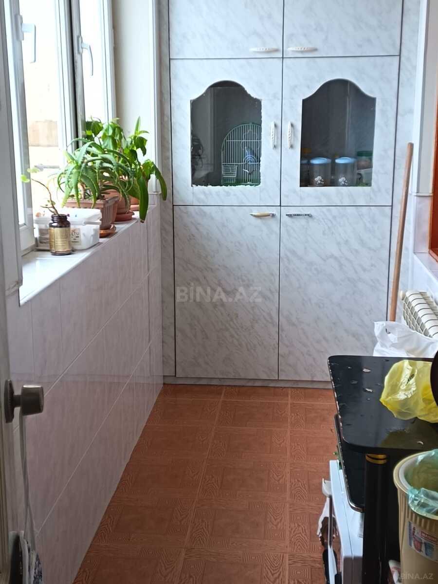 3 otaqlı Köhnə tikili, Əmircan q., Bakı