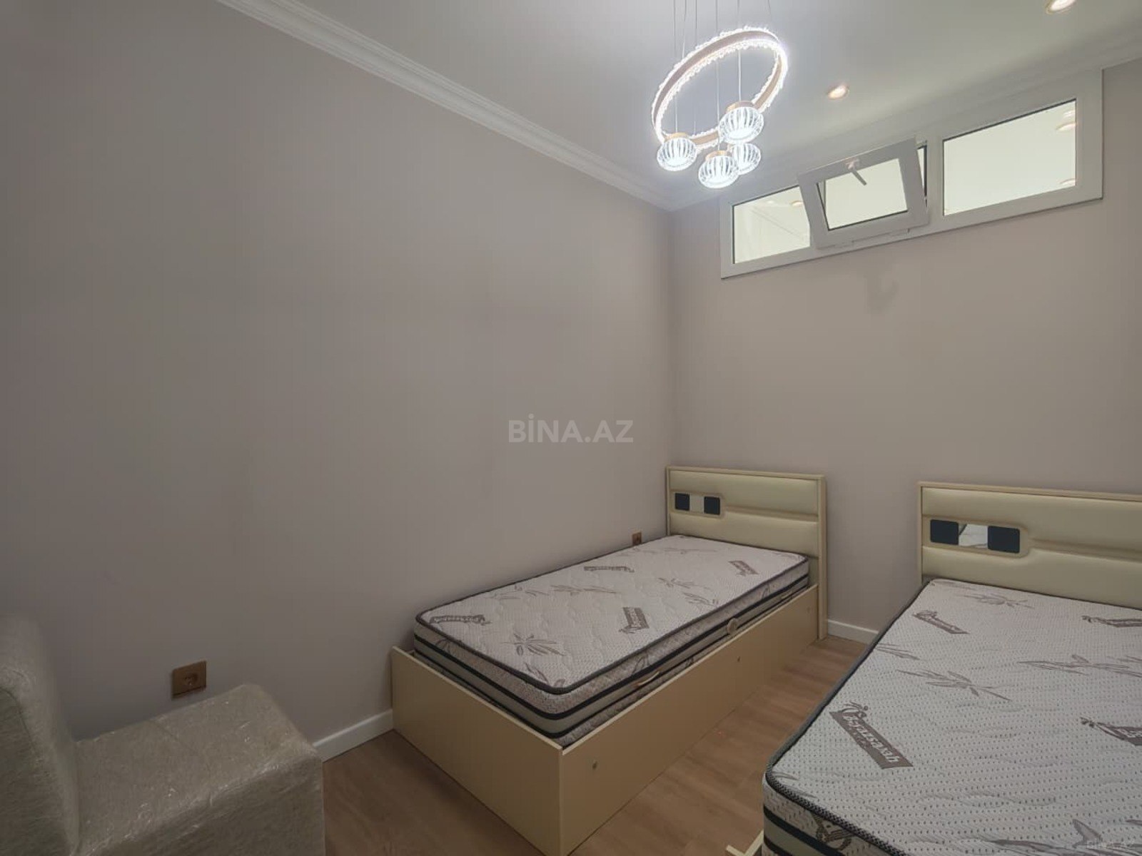 2 otaqlı Yeni tikili, Xırdalan