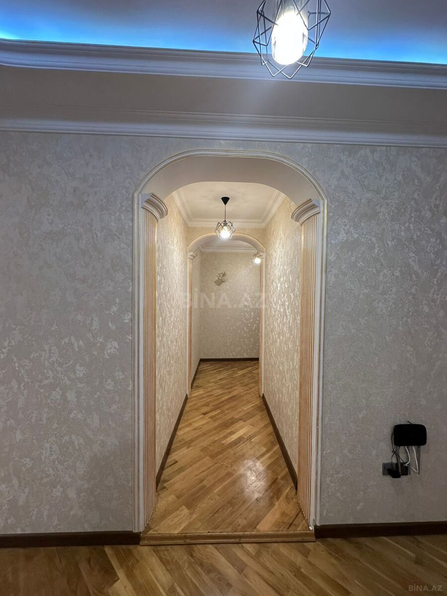4 otaqlı Yeni tikili, İnşaatçılar m., Bakı