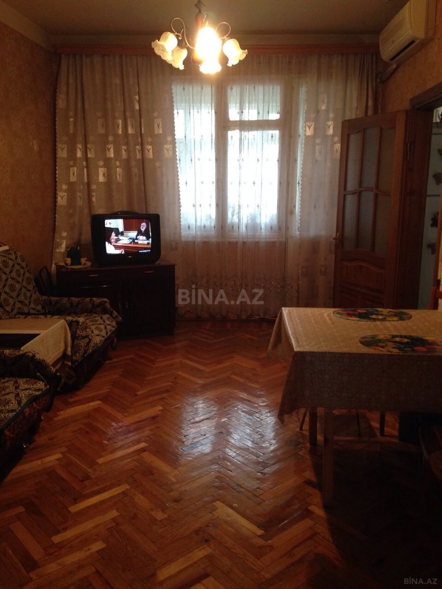 3 otaqlı Köhnə tikili, Nəsimi r., Bakı