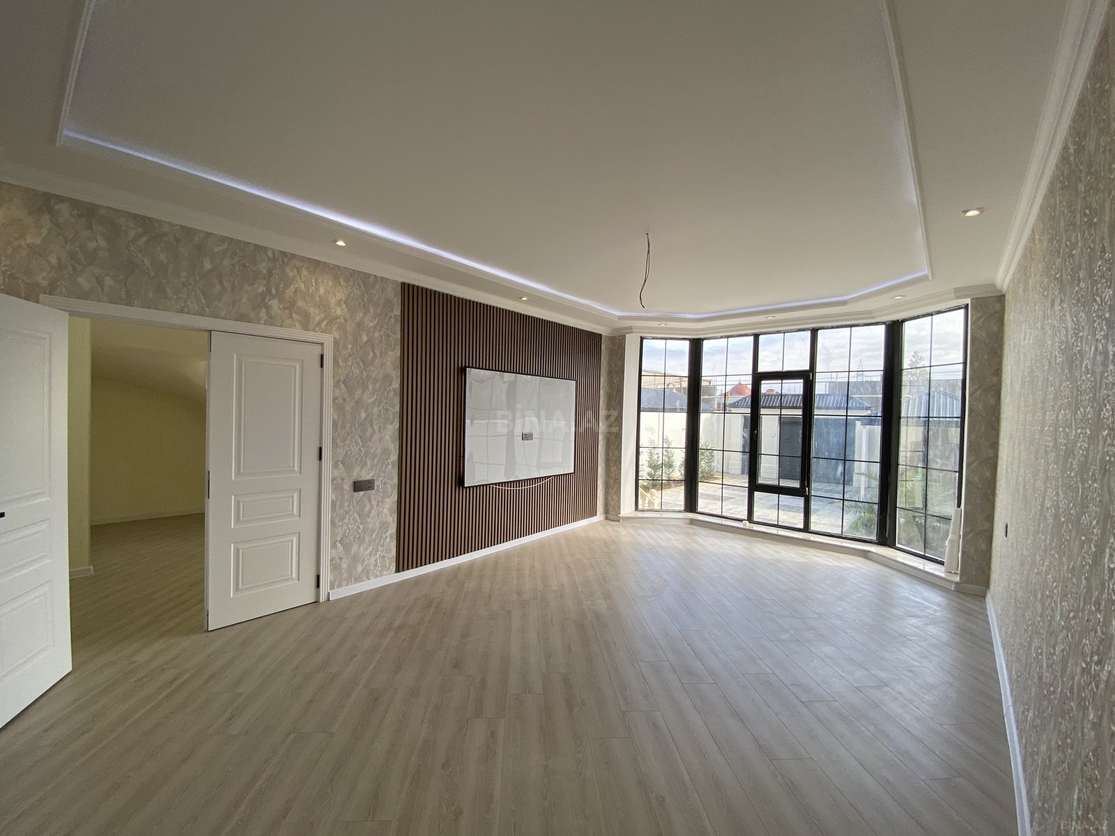 5 otaqlı Həyət evi/Bağ evi, Zabrat q., Bakı