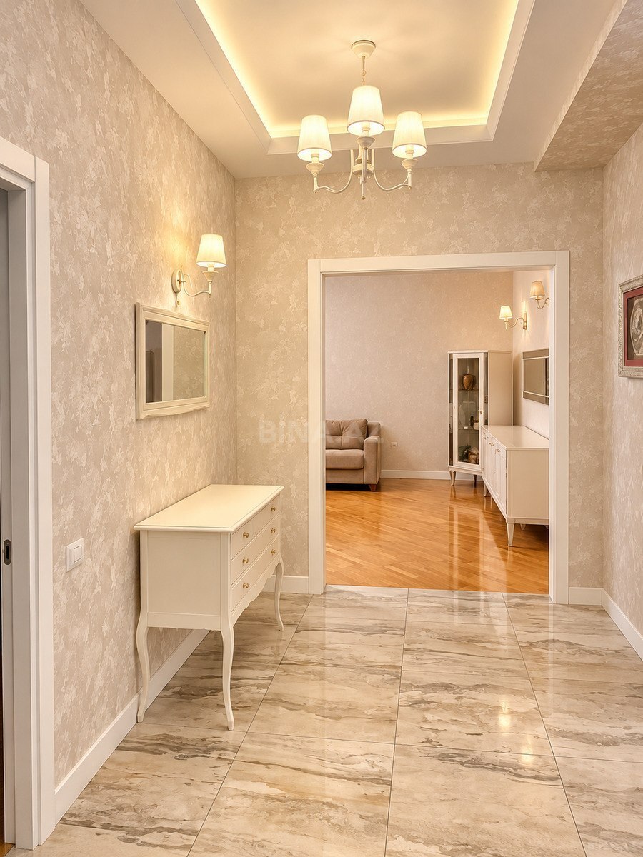 2 otaqlı Yeni tikili, 8 Noyabr m., Bakı