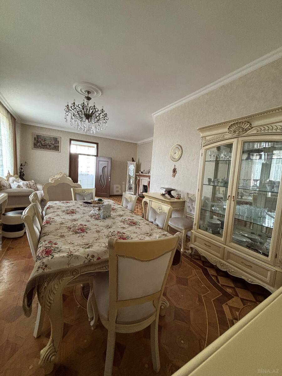4 otaqlı Köhnə tikili, Nəsimi r., Bakı