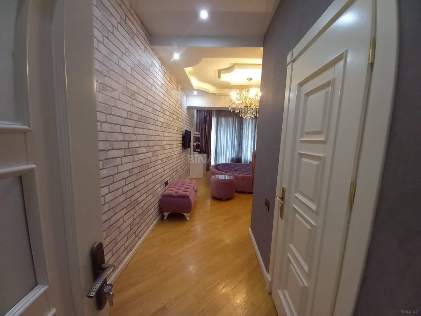3 otaqlı Yeni tikili, Şah İsmayıl Xətai m., Bakı