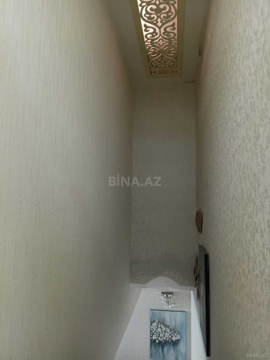3 otaqlı Köhnə tikili, Nizami m., Bakı