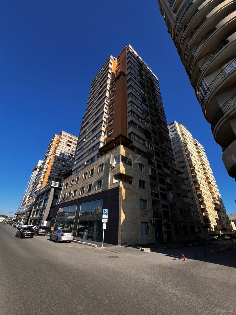 5 otaqlı Yeni tikili, Şah İsmayıl Xətai m., Bakı