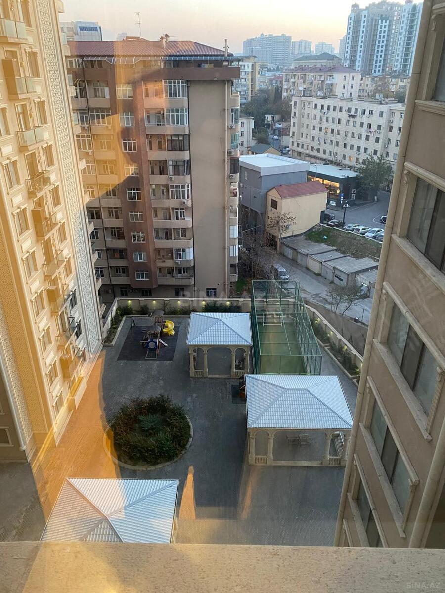 3 otaqlı Yeni tikili, Nizami m., Bakı