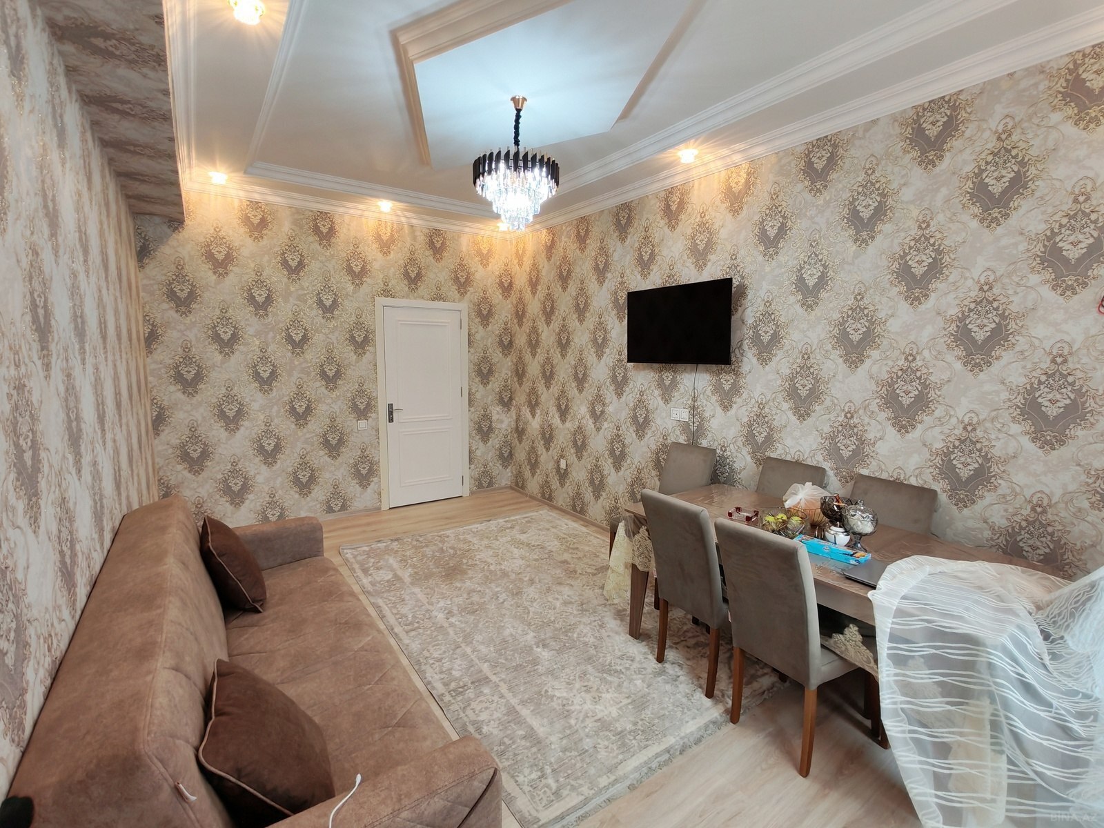 2 otaqlı Yeni tikili, Xırdalan