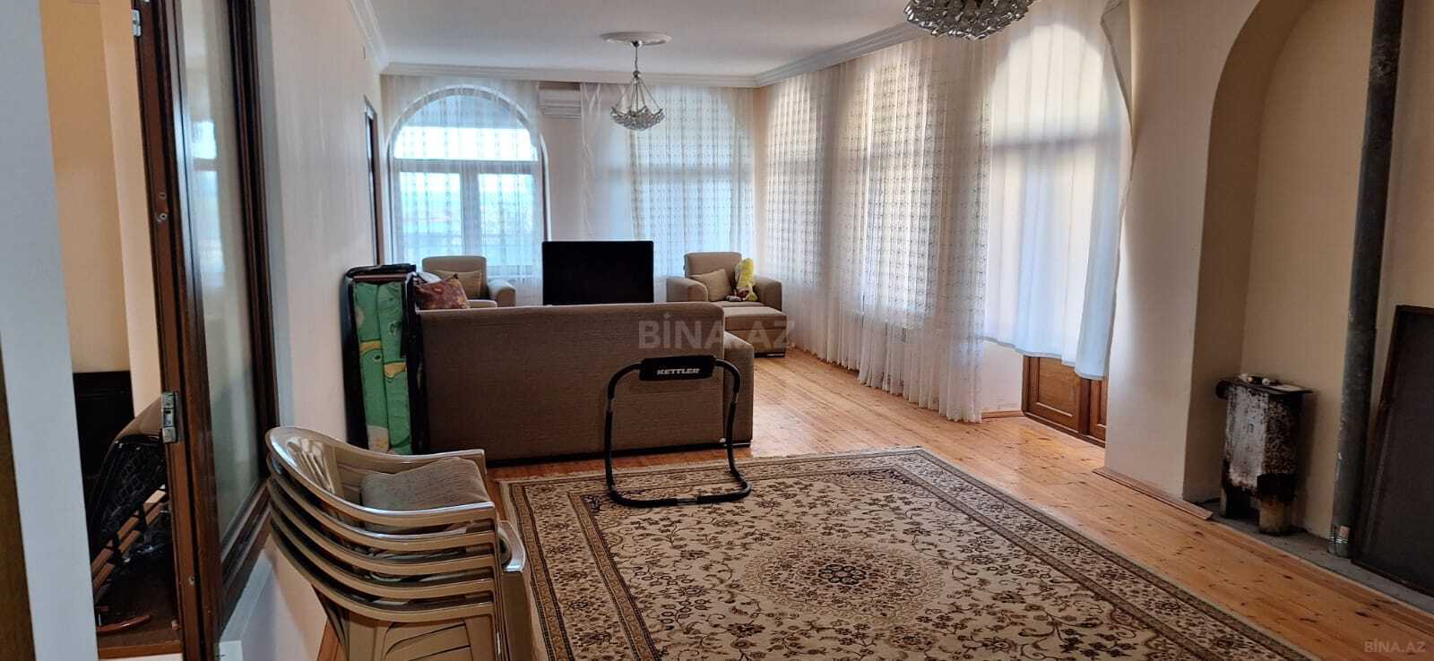 6 otaqlı Həyət evi/Bağ evi, Novxanı q., Bakı