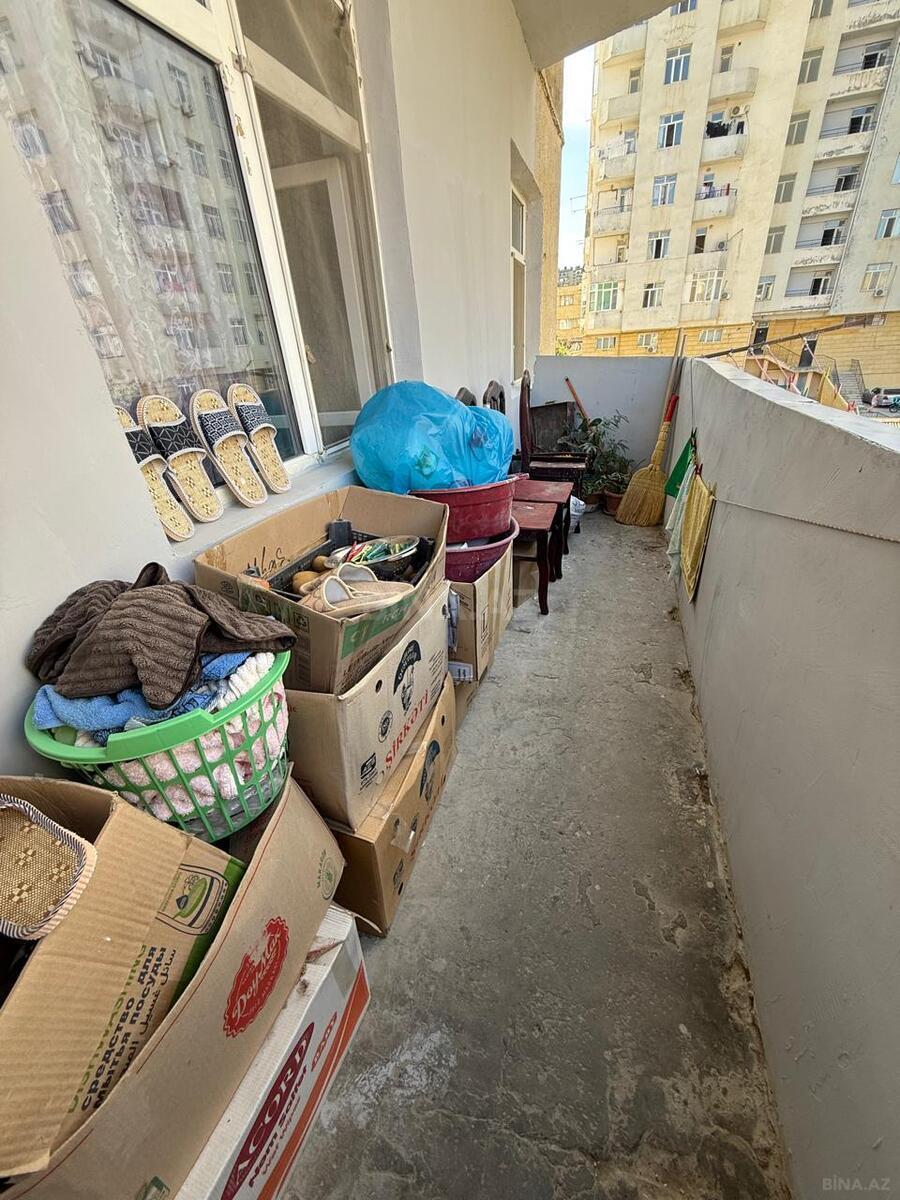 2 otaqlı Köhnə tikili, İnşaatçılar m., Bakı