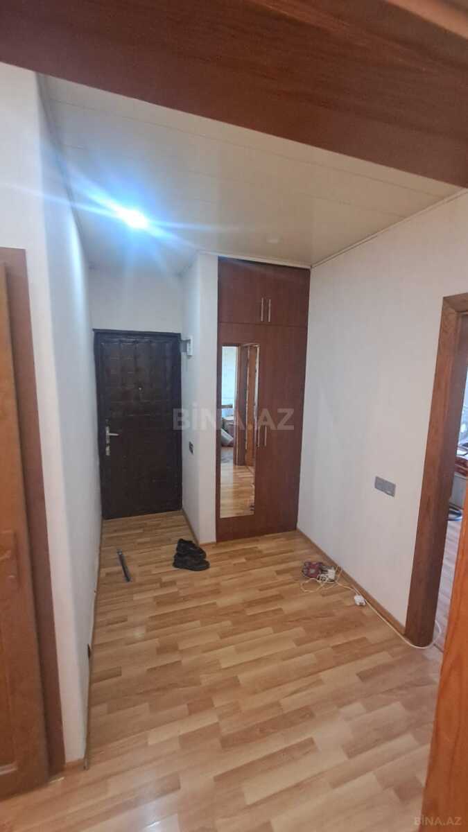 3 otaqlı Köhnə tikili, Həzi Aslanov m., Bakı