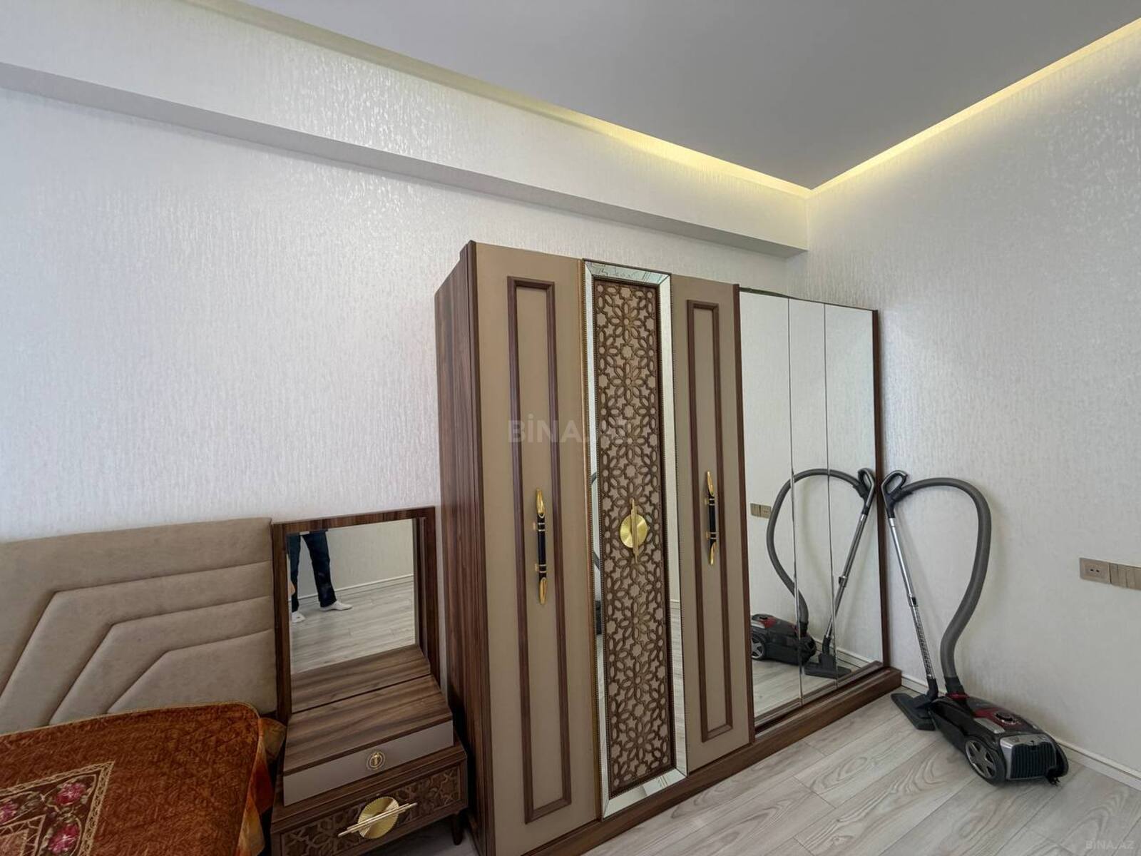 3 otaqlı Yeni tikili, Koroğlu m., Bakı
