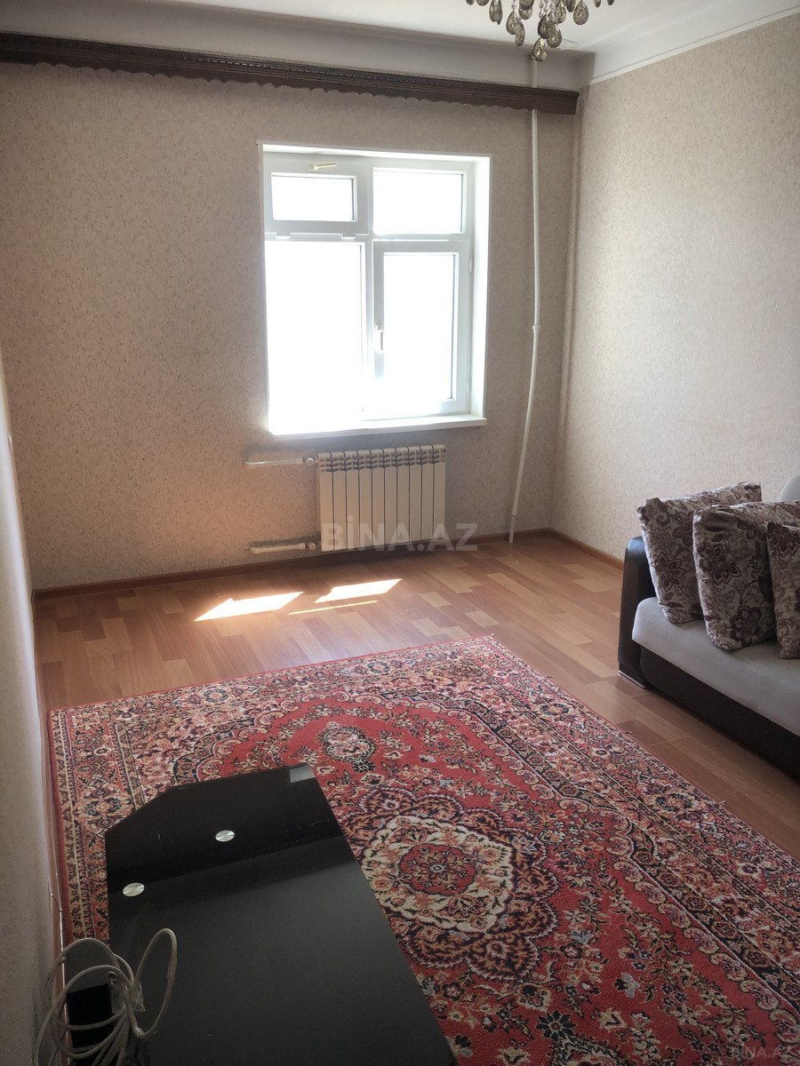 2 otaqlı Köhnə tikili, Köhnə Günəşli q., Bakı