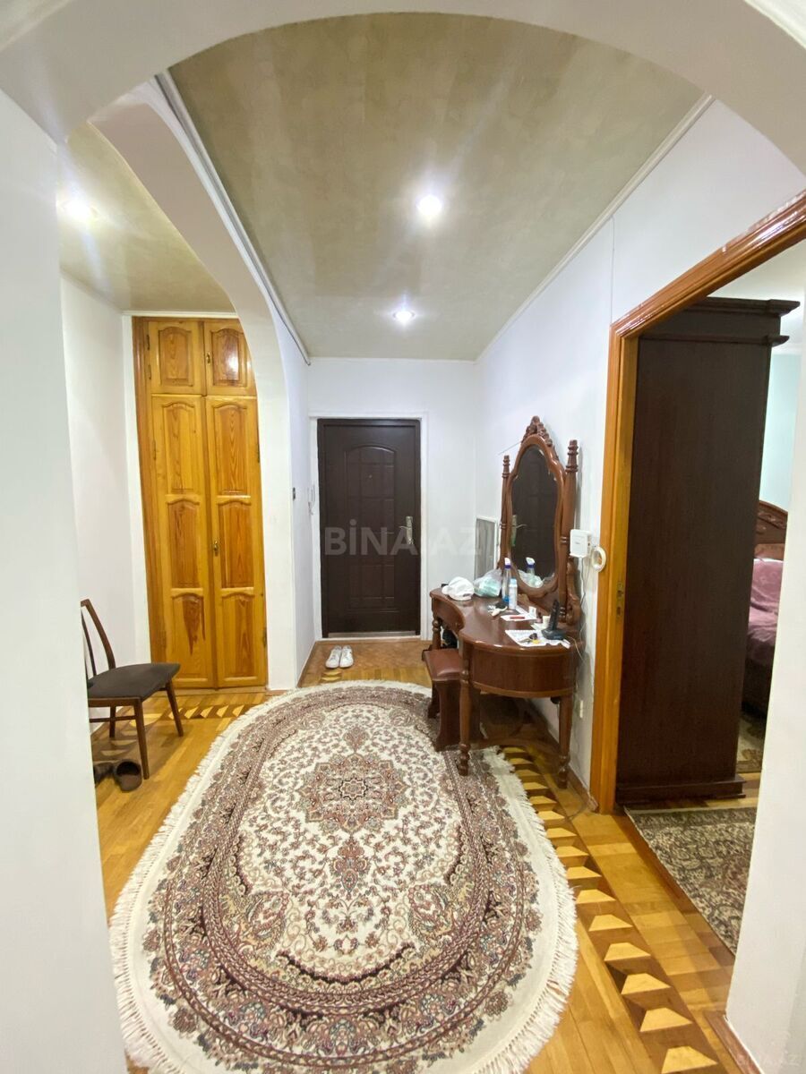 3 otaqlı Köhnə tikili, Əhmədli m., Bakı