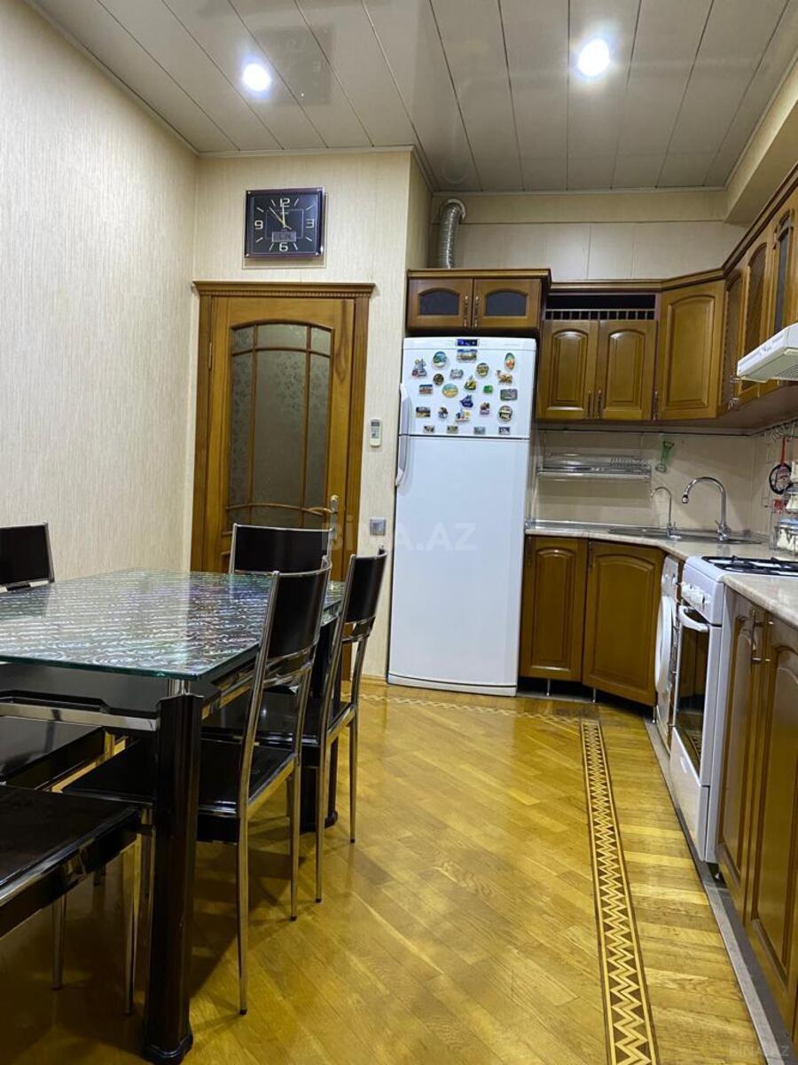 3 otaqlı Yeni tikili, Qara Qarayev m., Bakı