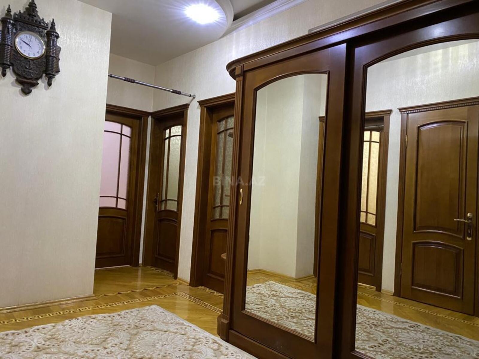 3 otaqlı Yeni tikili, Qara Qarayev m., Bakı