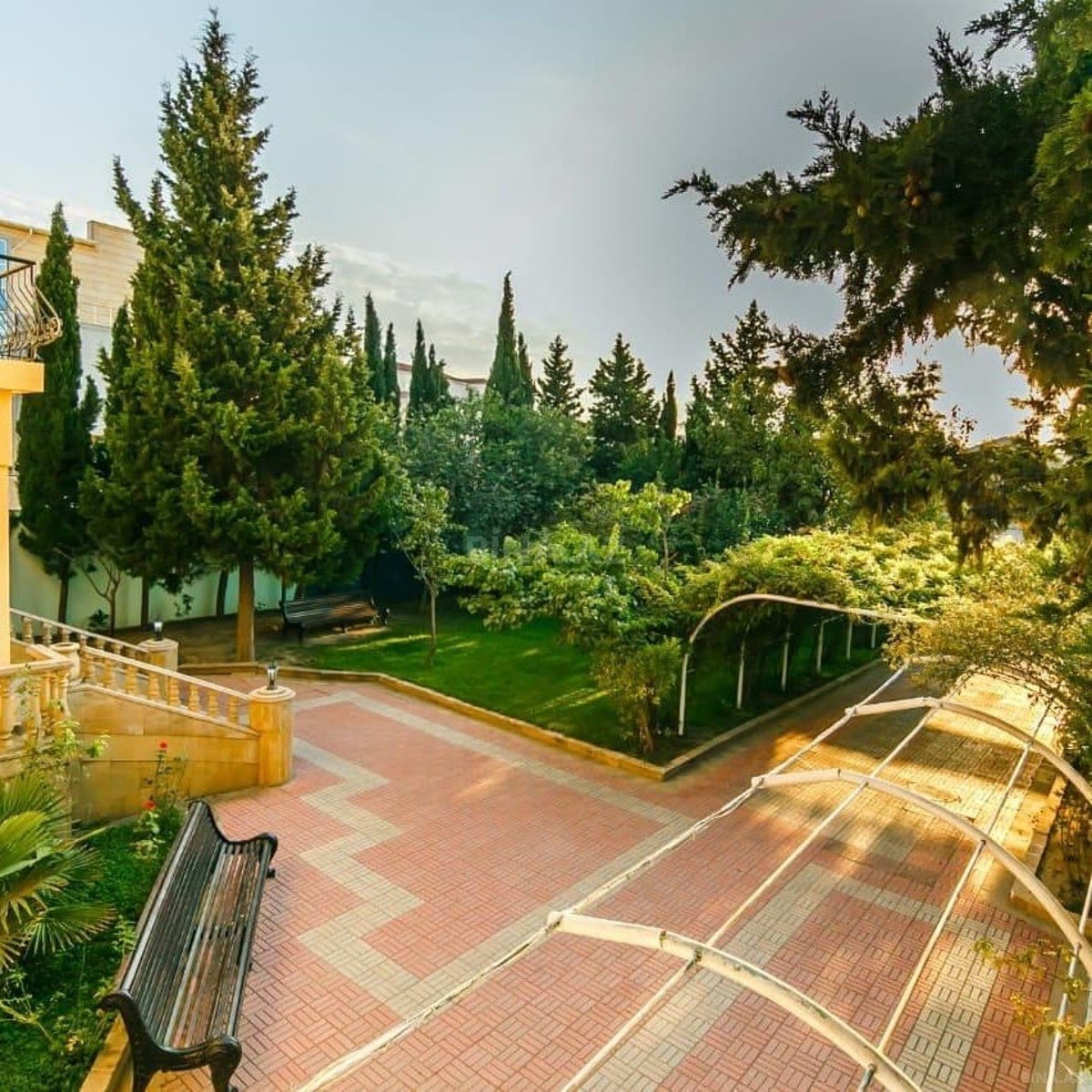6 otaqlı Həyət evi/Bağ evi, Badamdar q., Bakı