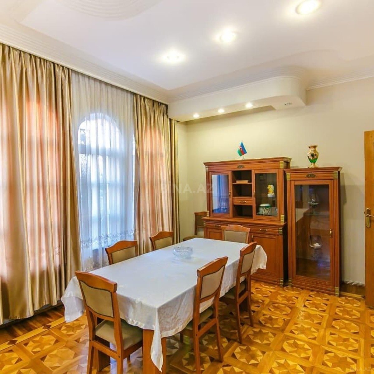 6 otaqlı Həyət evi/Bağ evi, Badamdar q., Bakı