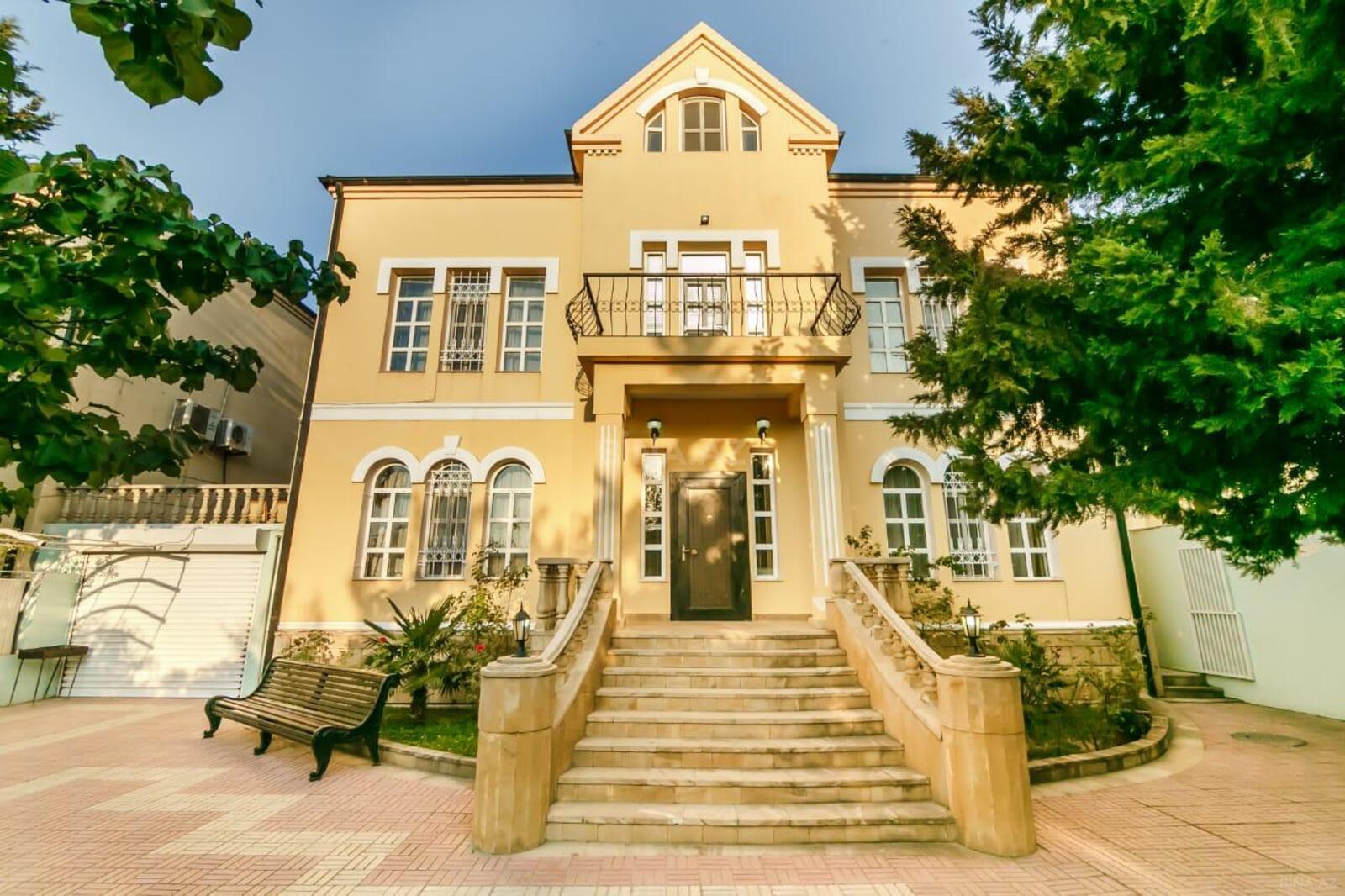 6 otaqlı Həyət evi/Bağ evi, Badamdar q., Bakı
