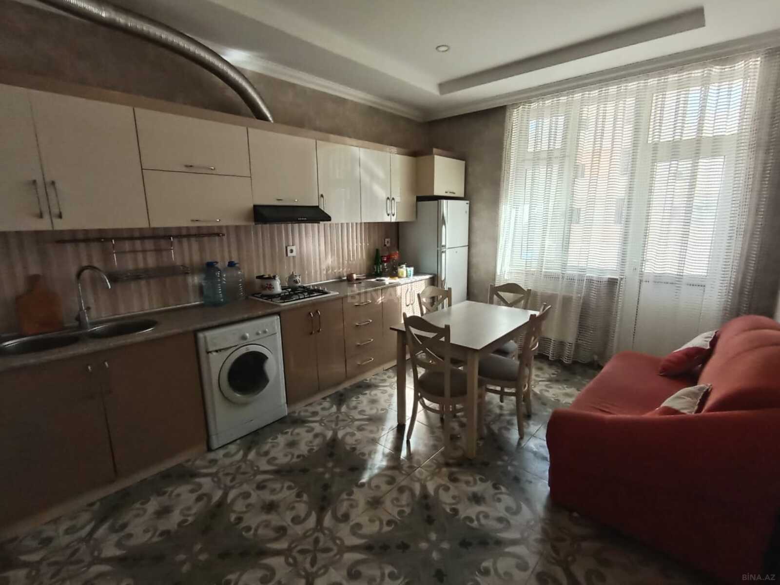 3 otaqlı Yeni tikili, Azadlıq Prospekti m., Bakı