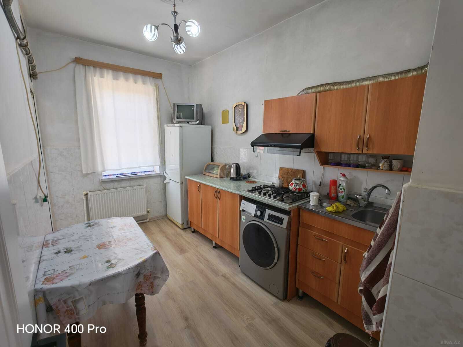4 otaqlı Köhnə tikili, Sumqayıt