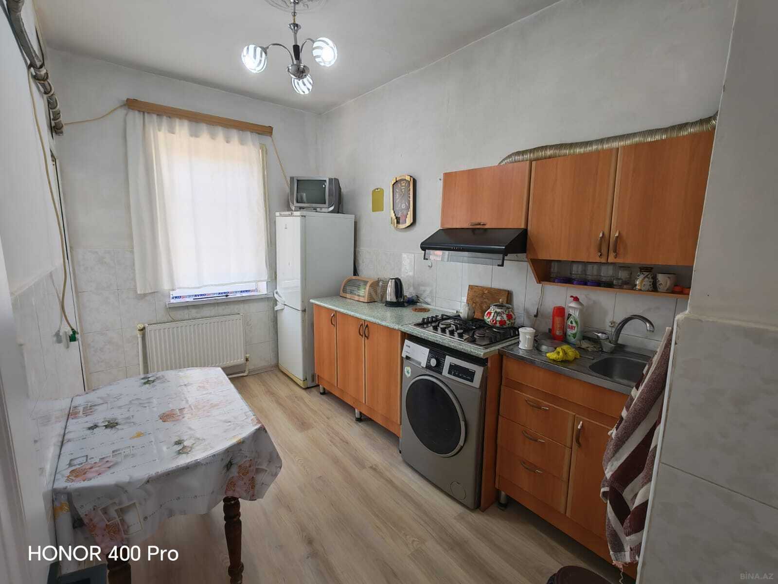 4 otaqlı Köhnə tikili, Sumqayıt