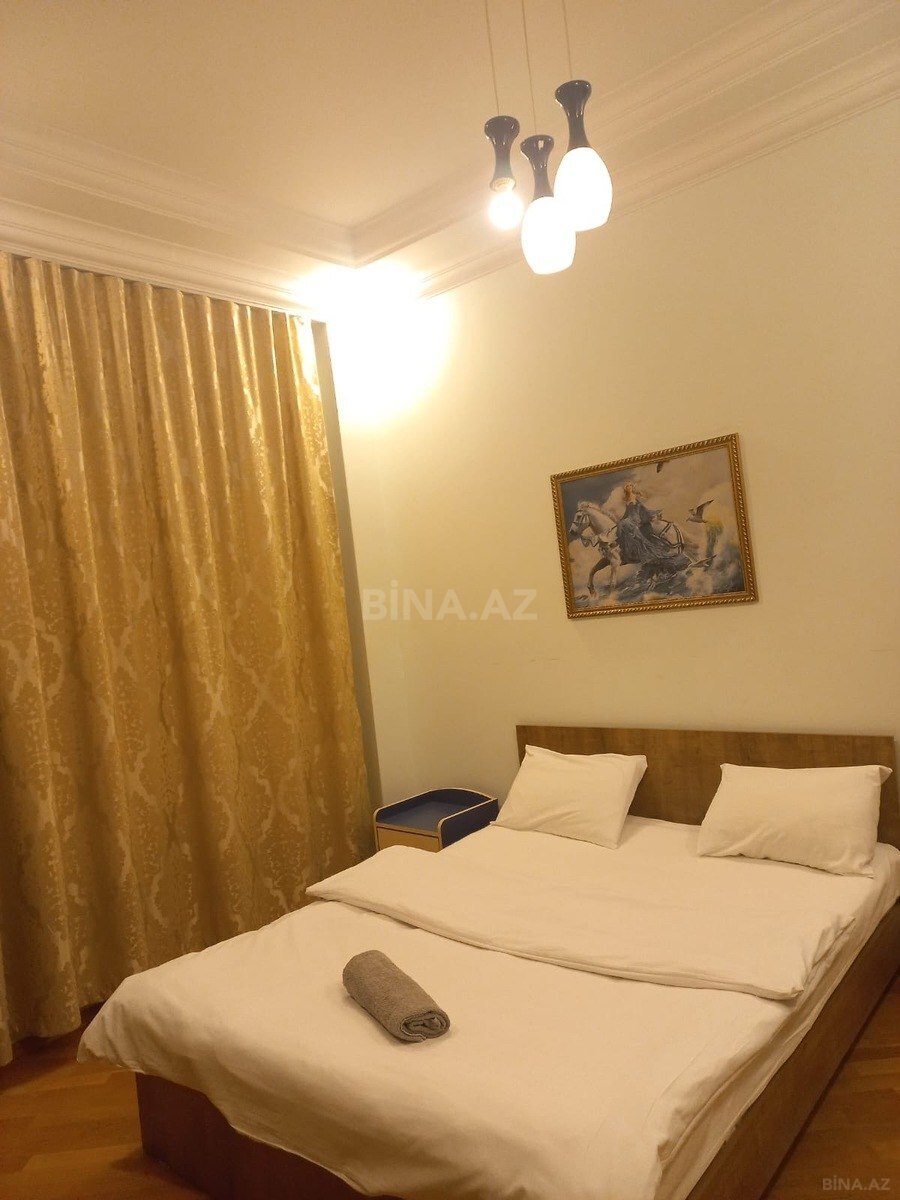 6 otaqlı Həyət evi/Bağ evi, Badamdar q., Bakı