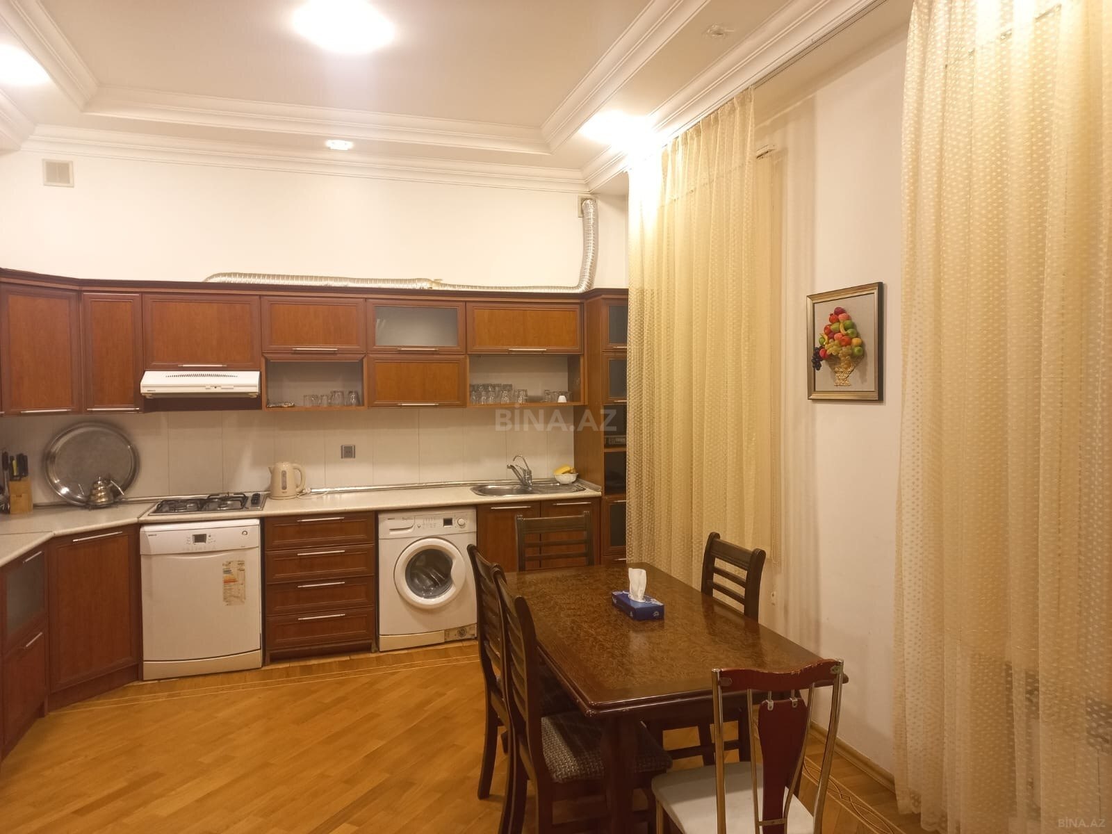 6 otaqlı Həyət evi/Bağ evi, Badamdar q., Bakı