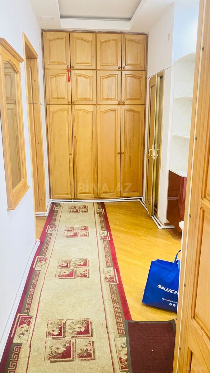 3 otaqlı Köhnə tikili, Sahil m., Bakı