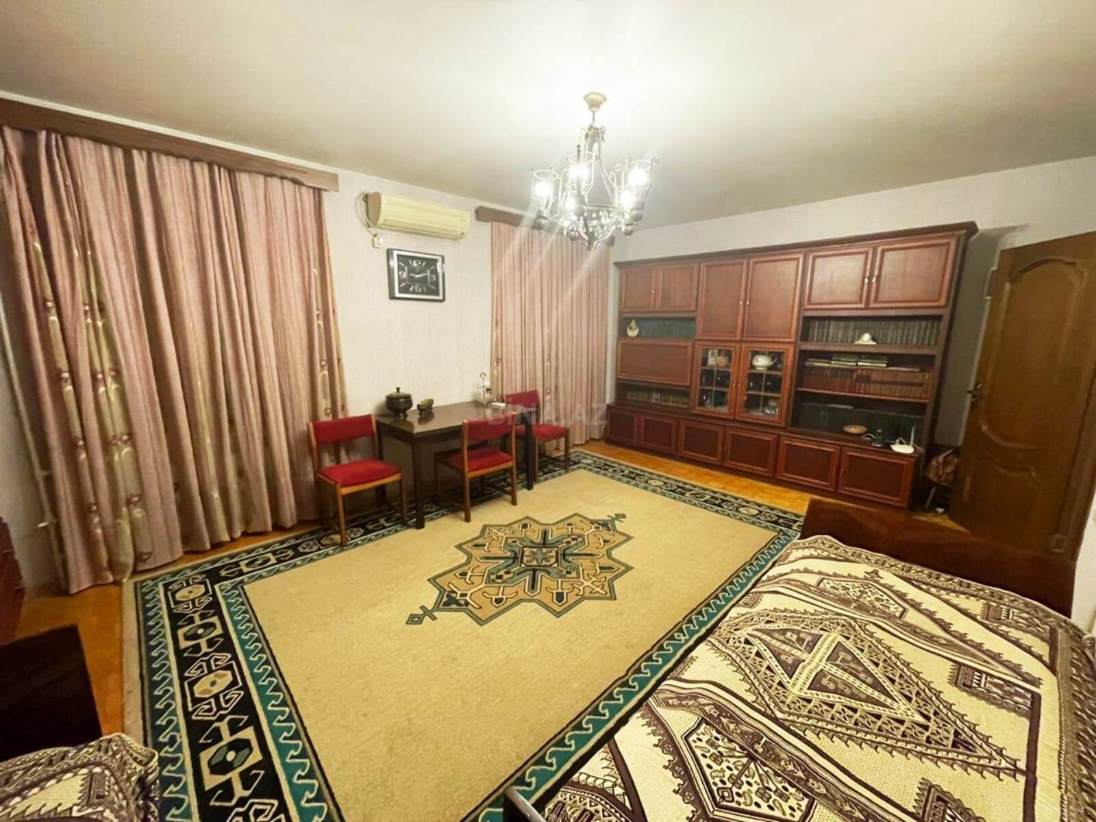 4 otaqlı Köhnə tikili, Nəriman Nərimanov m., Bakı