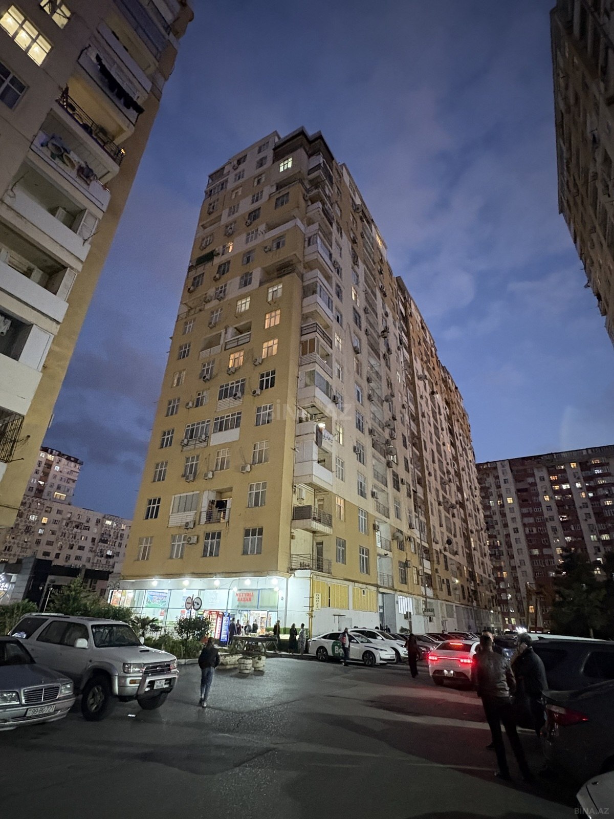 3 otaqlı Yeni tikili, Həzi Aslanov m., Bakı