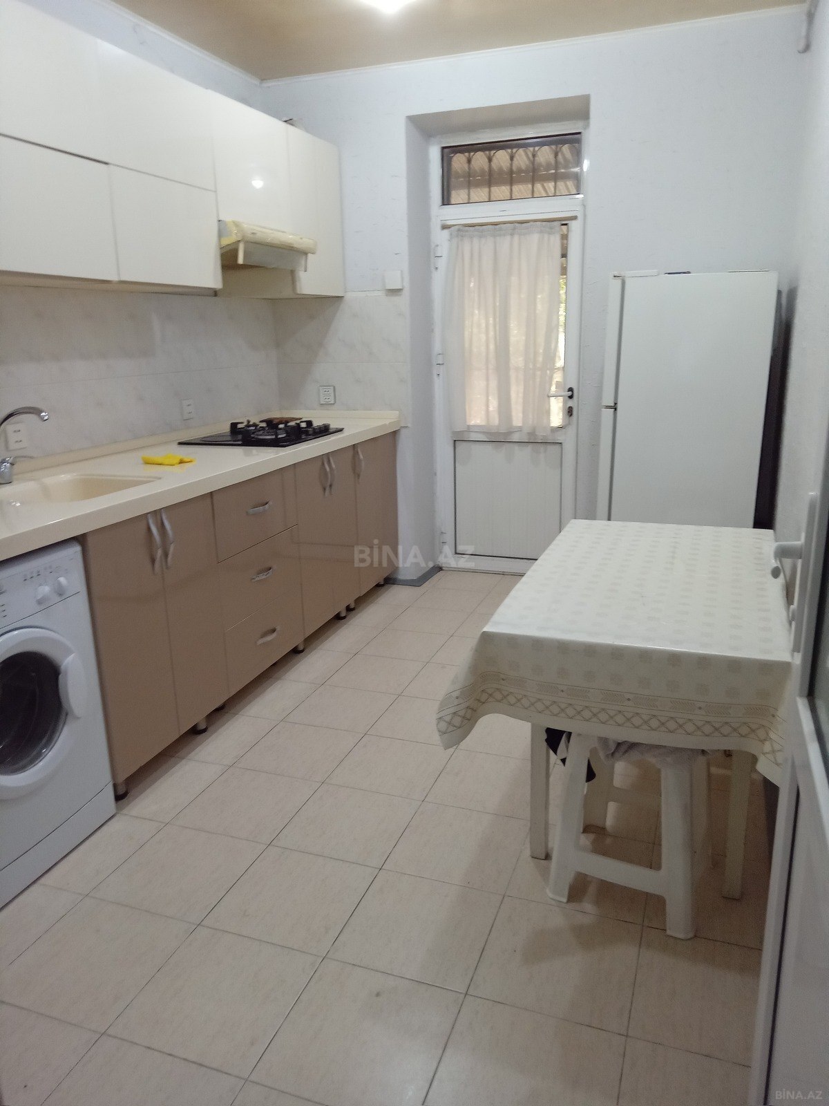3 otaqlı Köhnə tikili, Nəriman Nərimanov m., Bakı