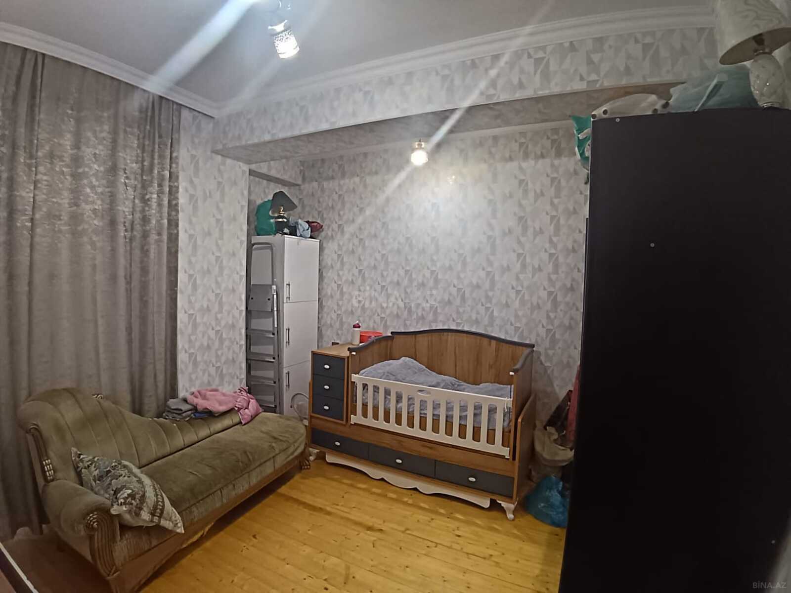 4 otaqlı Yeni tikili, Qara Qarayev m., Bakı
